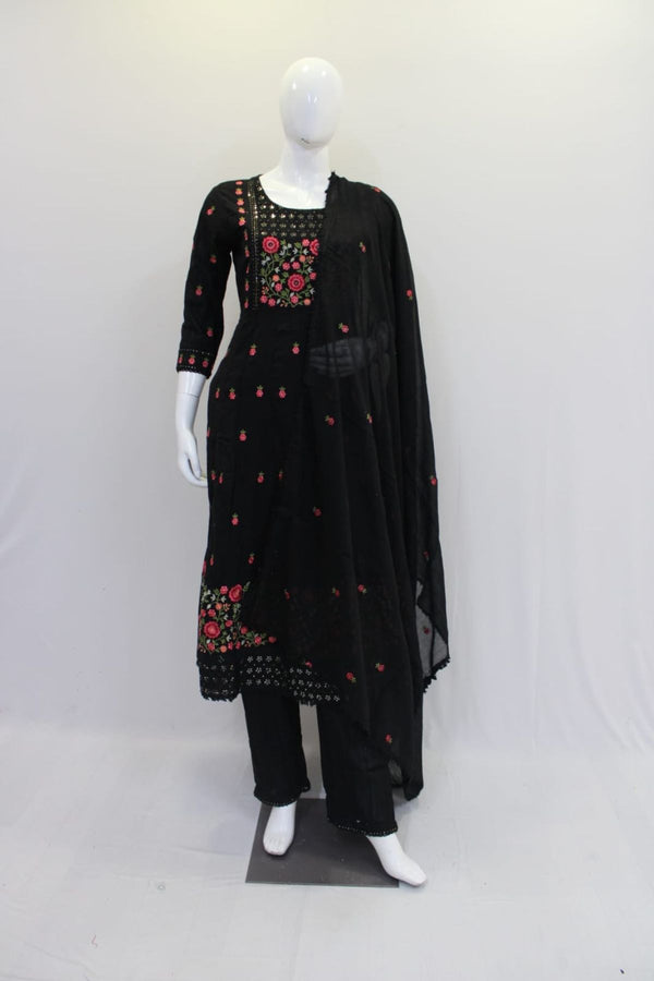 Black Floral Naira Cut Kurta Set